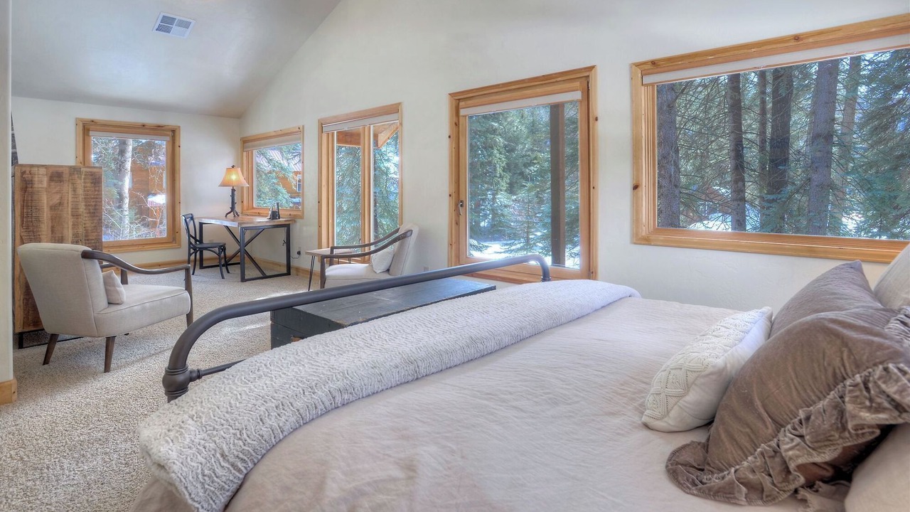 Photo of Bedroom in Durango - Purgatory