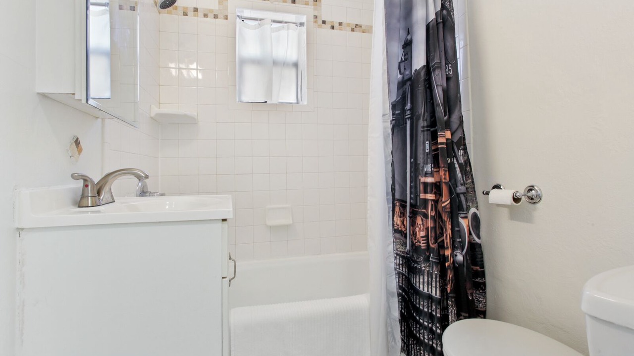 Photo of Bathroom in West Colfax