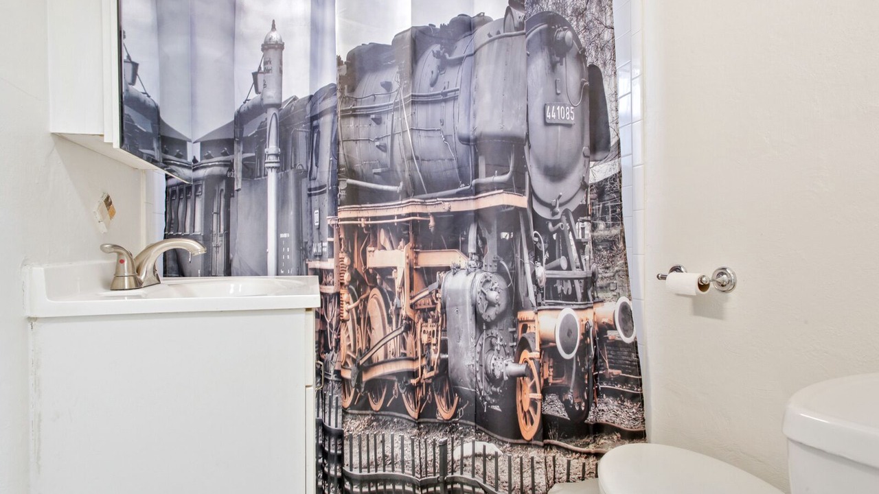 Photo of Bathroom in West Colfax