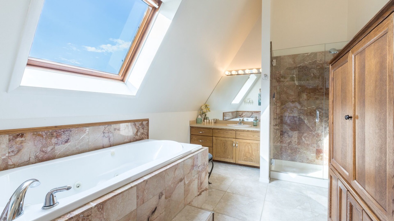Photo of Bathroom in Idlewild Estates