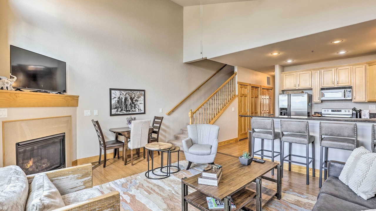 Photo of Livingroom in Dillon