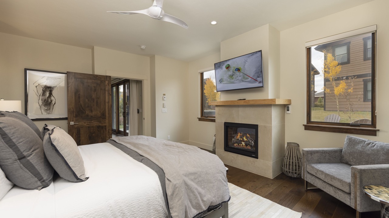 Photo of Bedroom in Fairmount On The River