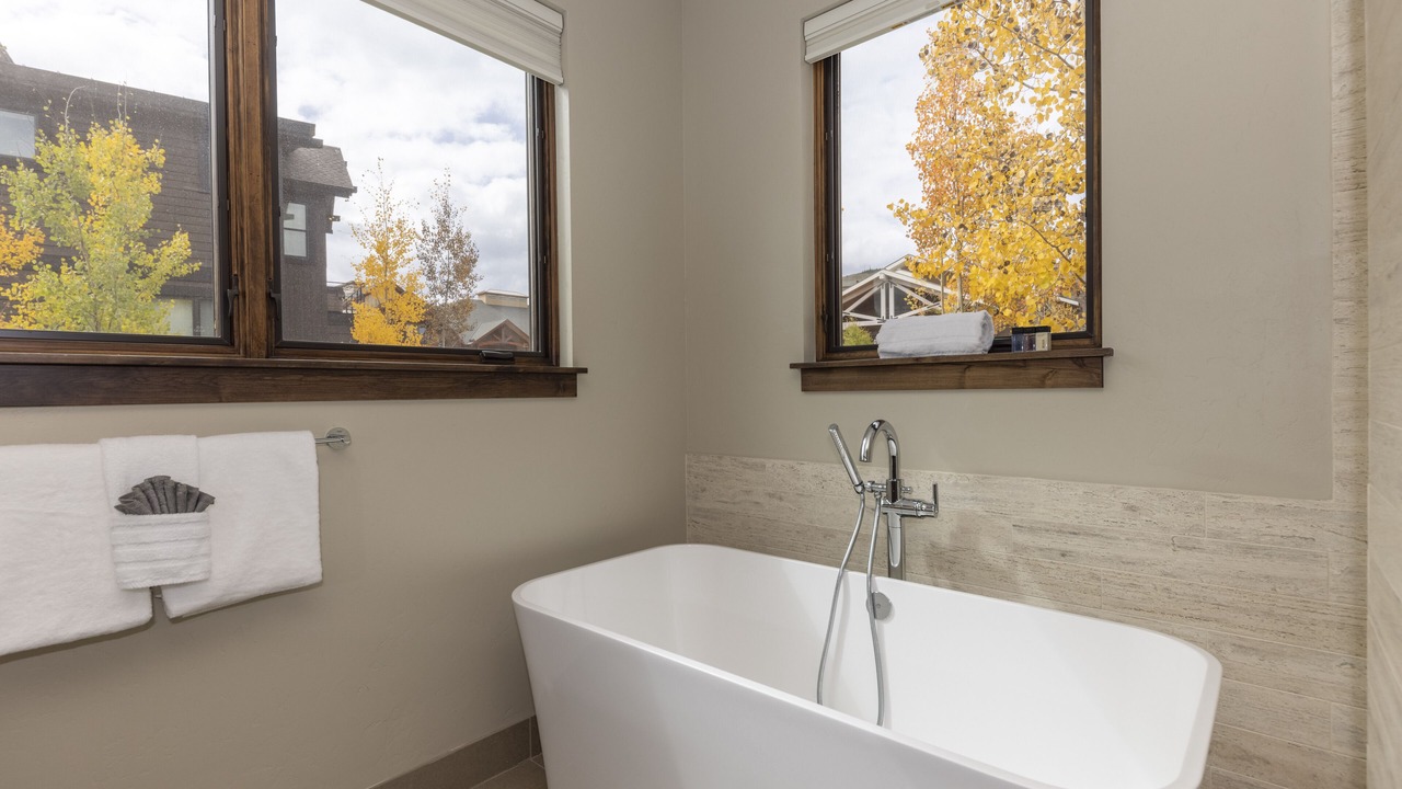 Photo of Bathroom in Fairmount On The River