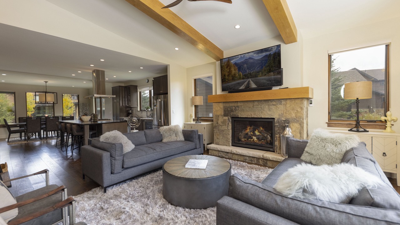 Photo of Livingroom in Fairmount On The River