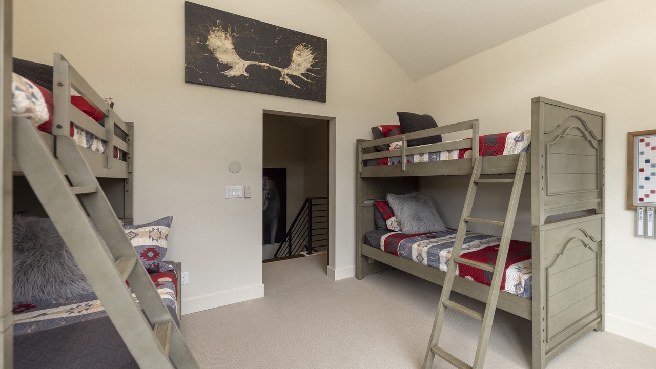 Photo of Bedroom in Fairmount On The River