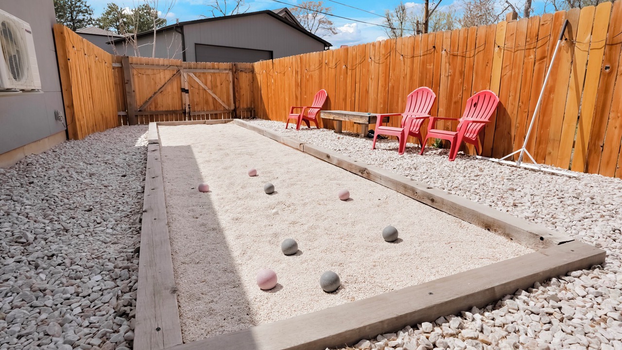 Photo of Outdoor in Sunnyside