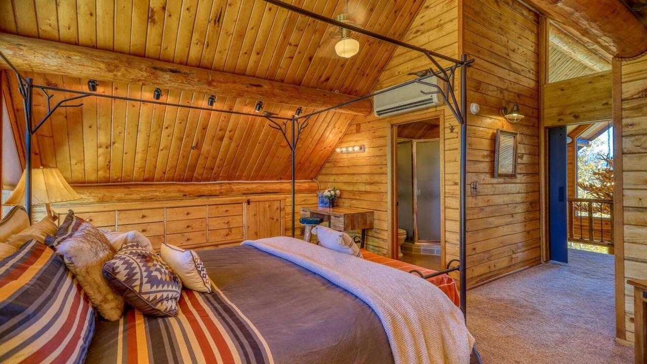 Photo of Bedroom in Pagosa Springs