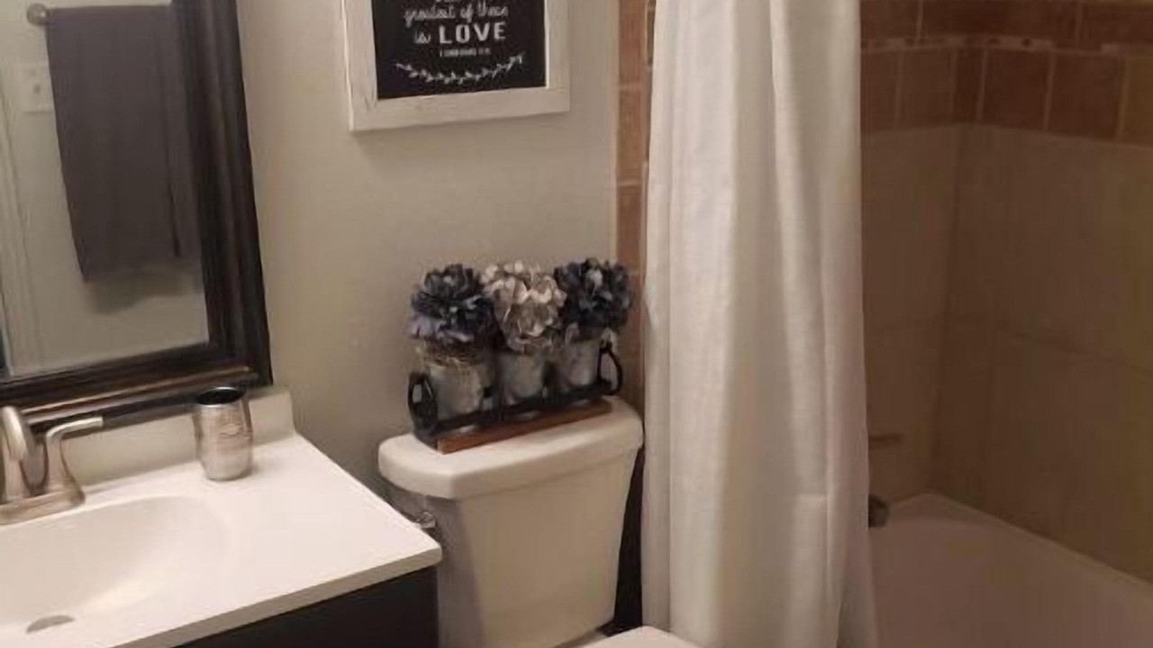 Photo of Bathroom in Thornton