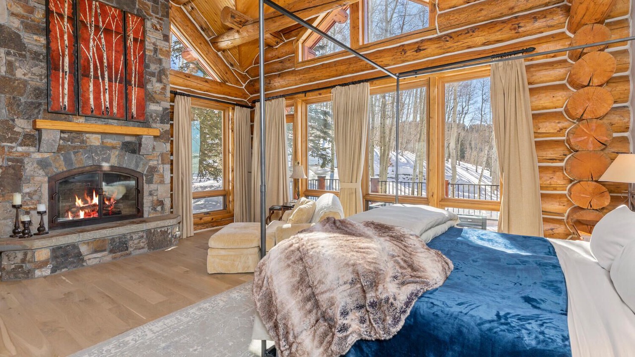 Photo of Bedroom in Mountain Village