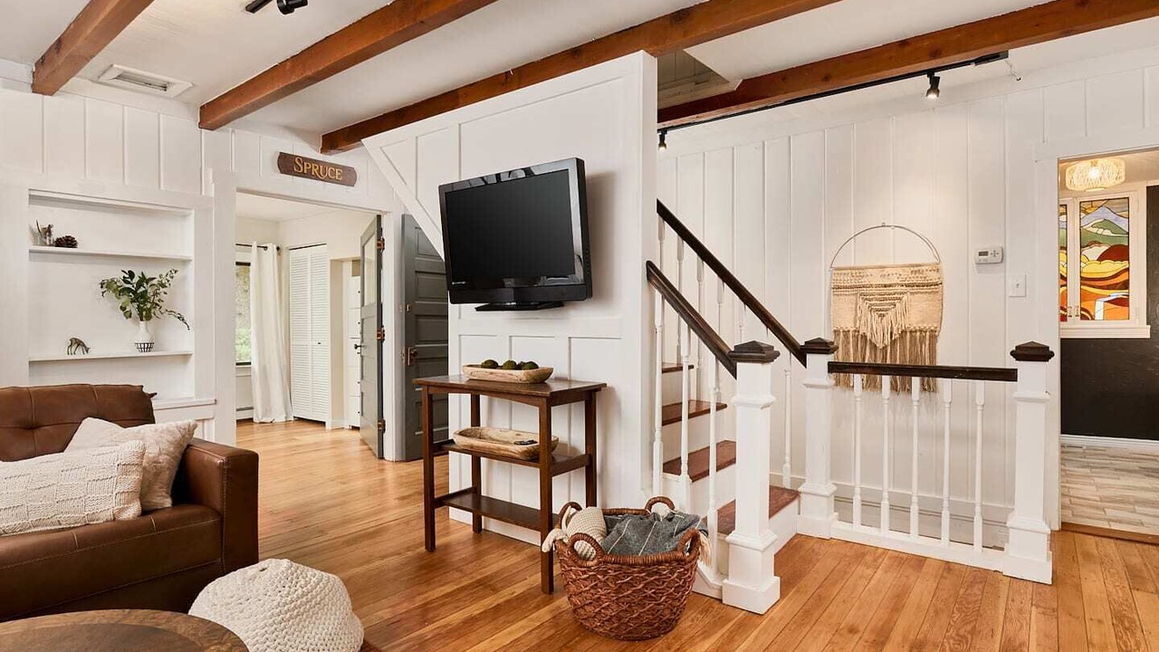 Photo of Bedroom in Cascade