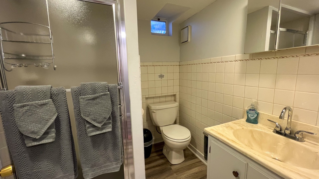 Photo of Bathroom in Sloan Lake