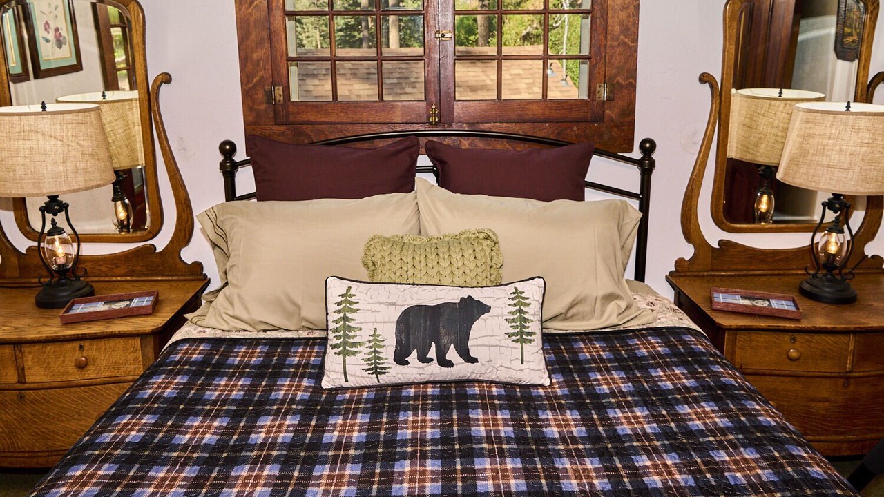Photo of Bedroom in Cascade