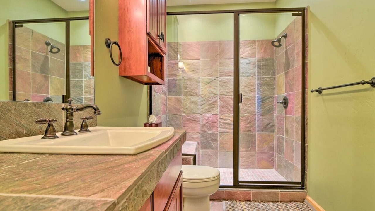 Photo of Bathroom in Fraser