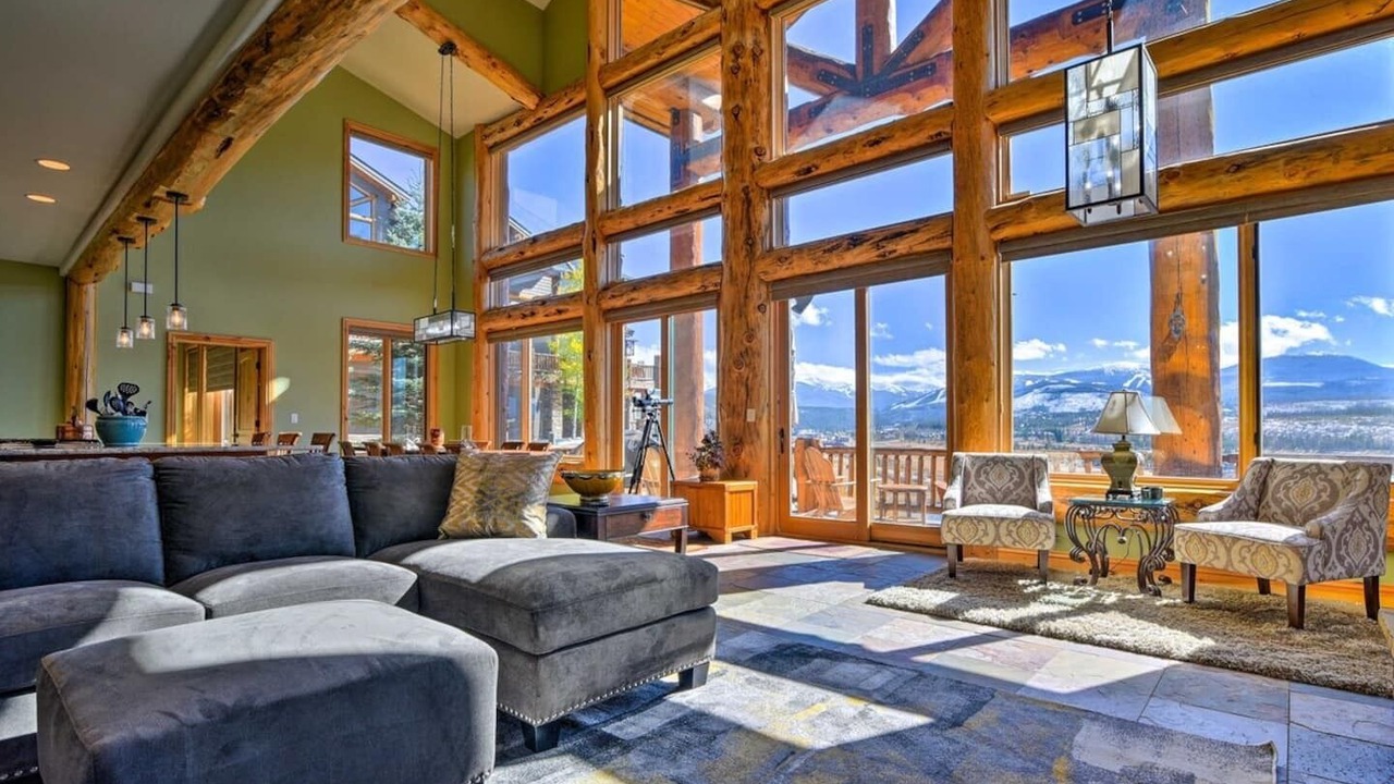 Photo of Livingroom in Fraser