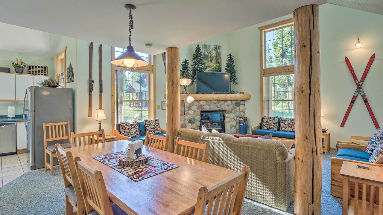 Photo of Livingroom in Leadville