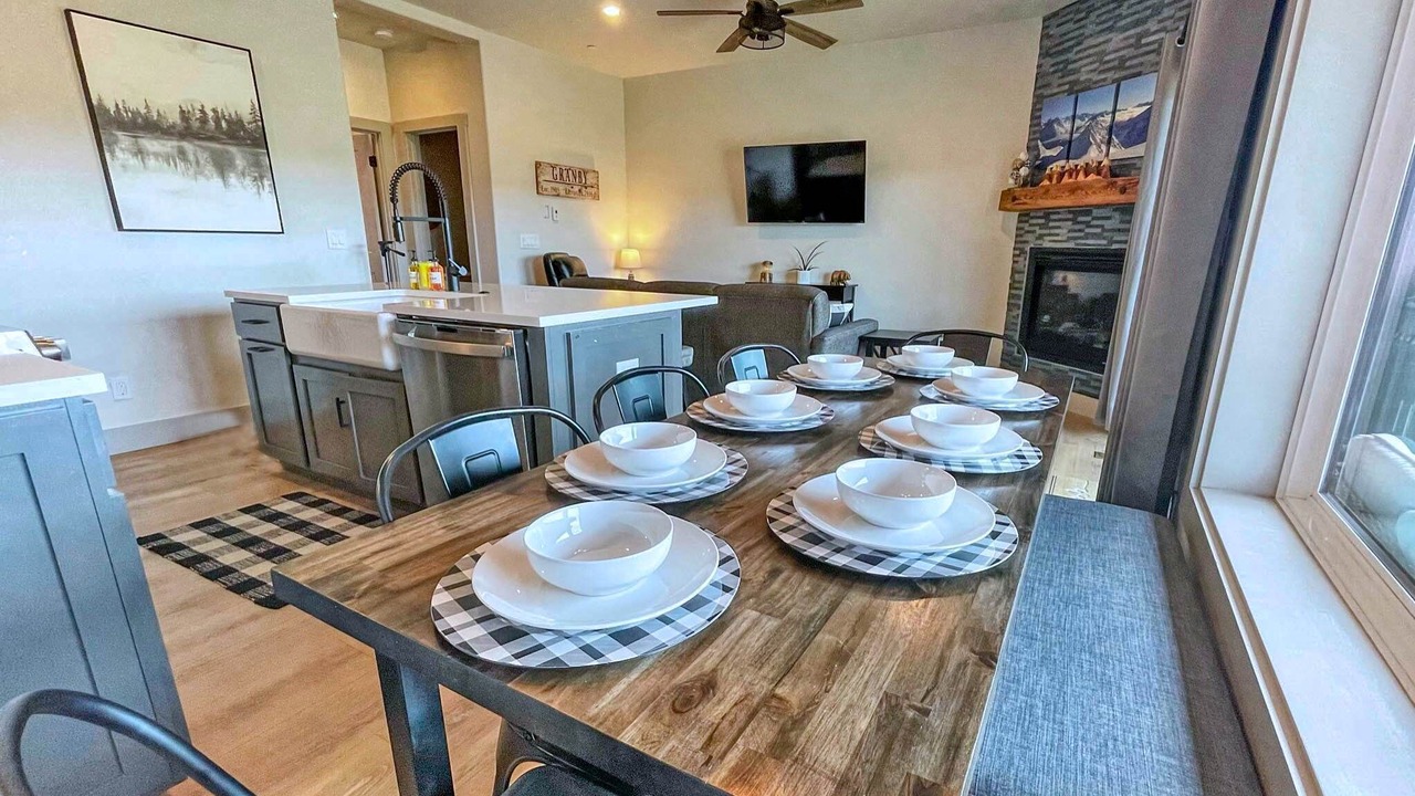 Photo of Livingroom in Grand Elk Ranch