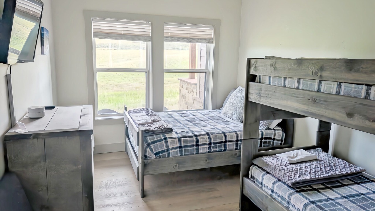 Photo of Bedroom in Grand Elk Ranch
