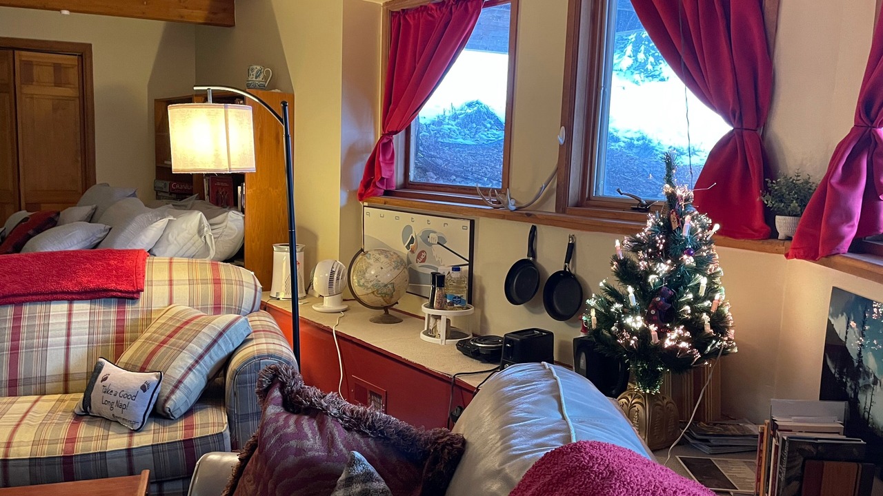 Photo of Livingroom in Redstone