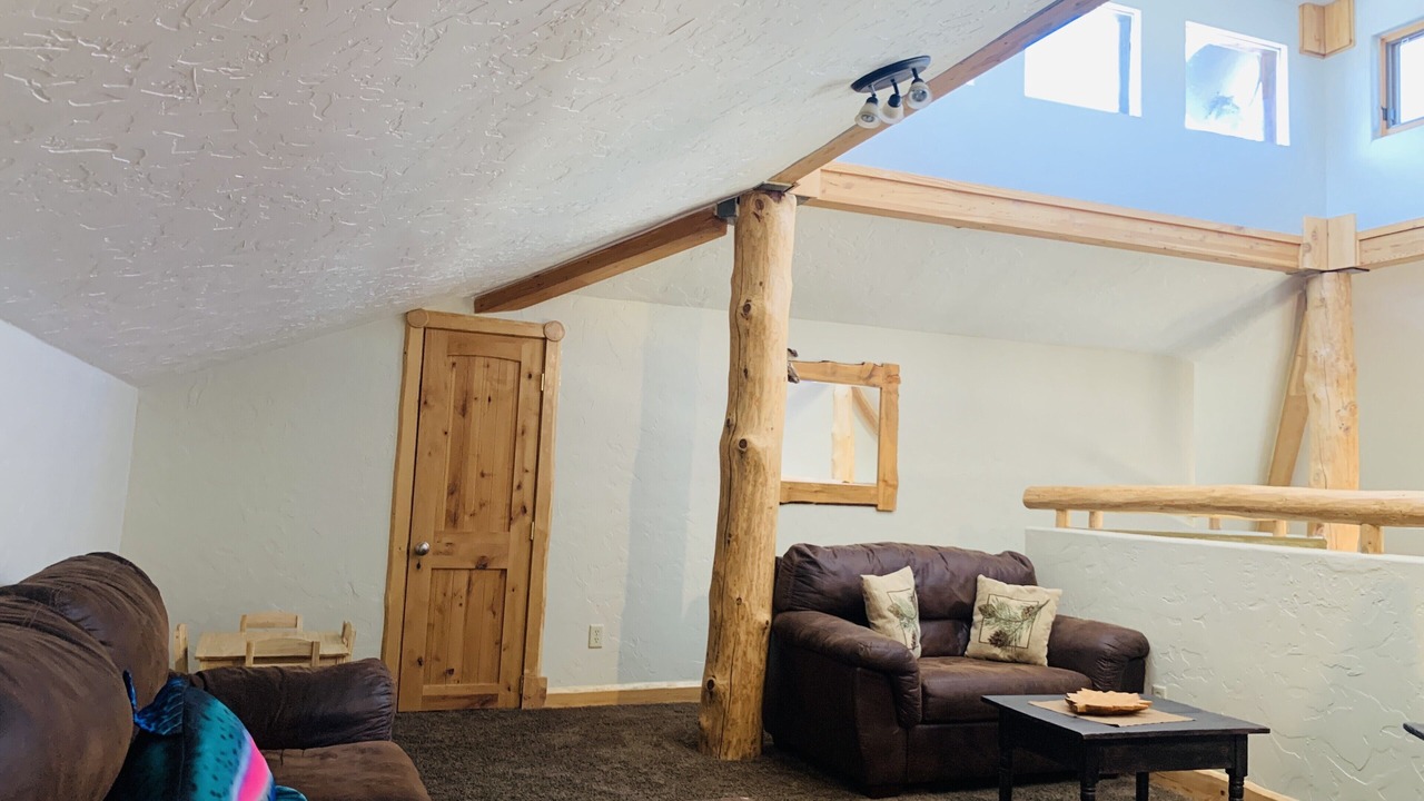 Photo of Livingroom in Oak Creek
