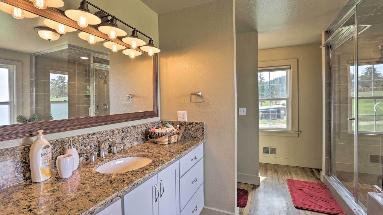 Photo of Bathroom in Conifer