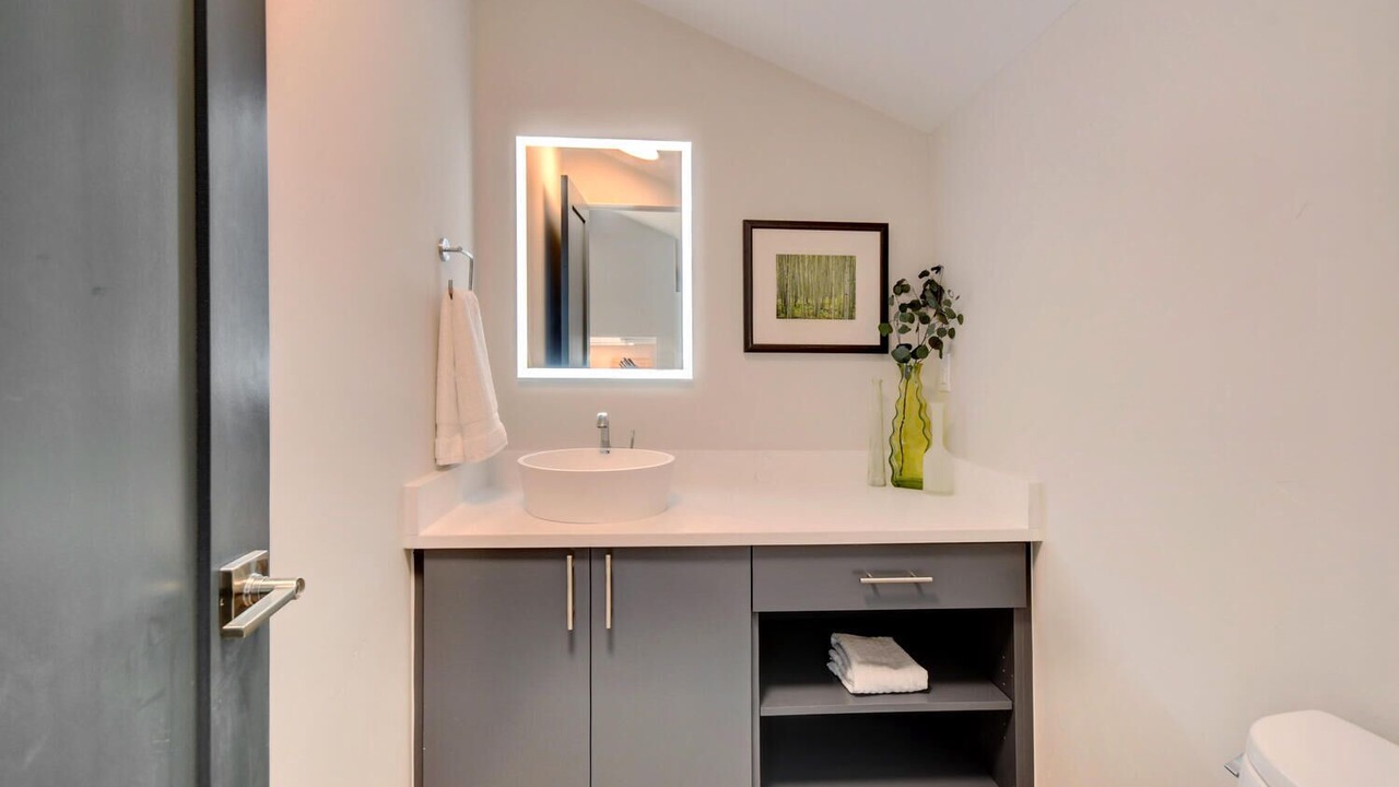 Photo of Bathroom in Old Town