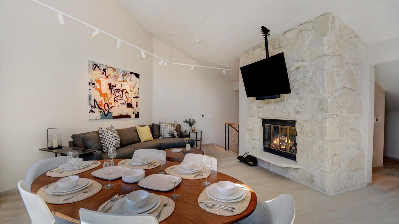Photo of Livingroom in Old Town