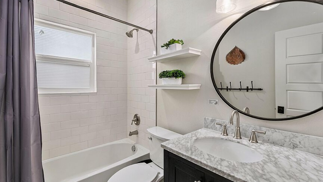 Photo of Bathroom in Loveland