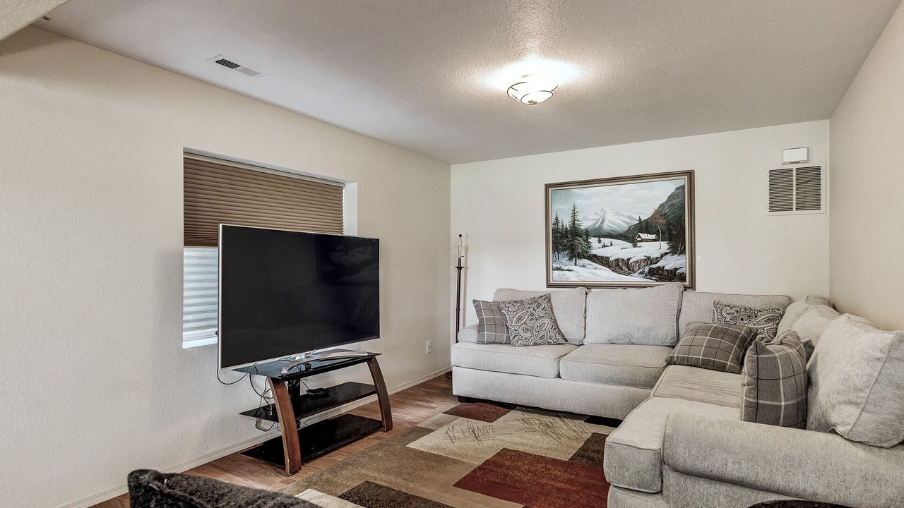 Photo of Livingroom in Northeast Colorado Springs