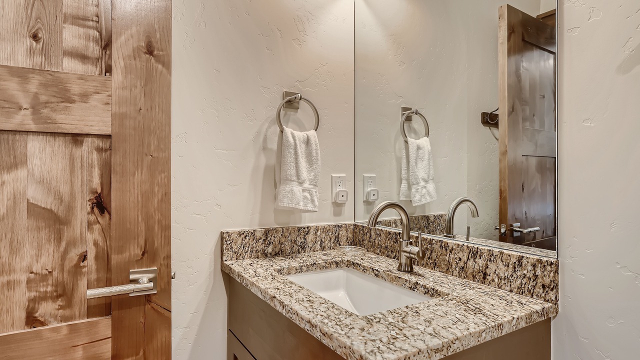 Photo of Bathroom in Baldy Mountain