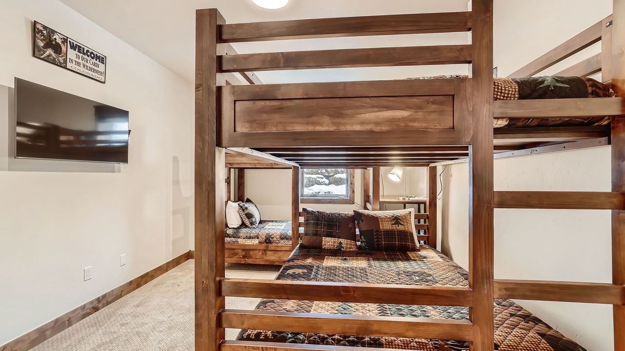 Photo of Bedroom in Baldy Mountain