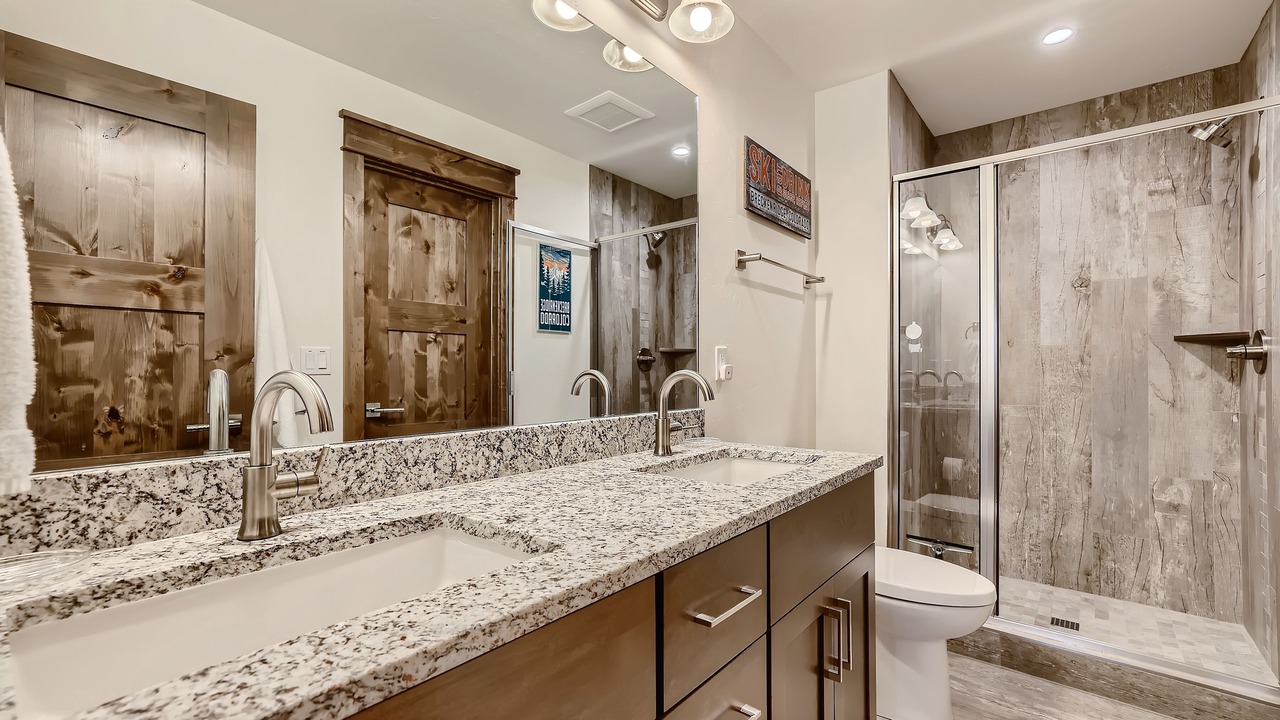 Photo of Bathroom in Baldy Mountain