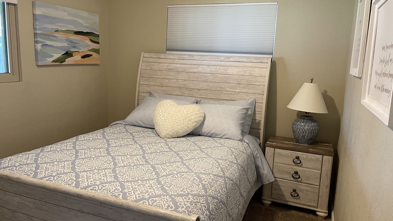 Photo of Bedroom in Jewell Heights - Hoffman Heights