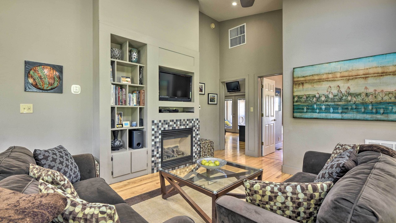 Photo of Livingroom in Cortez