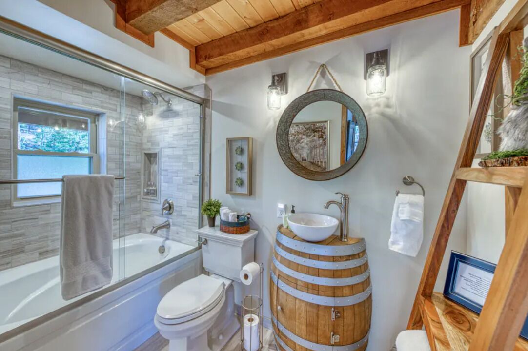 Photo of Bathroom in Woodland Park