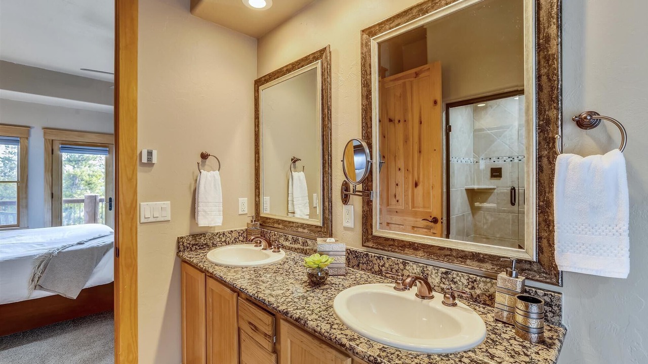 Photo of Bathroom in Baldy Mountain