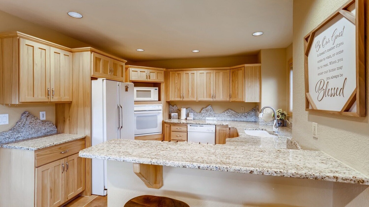 Photo of Kitchen in Three Peaks