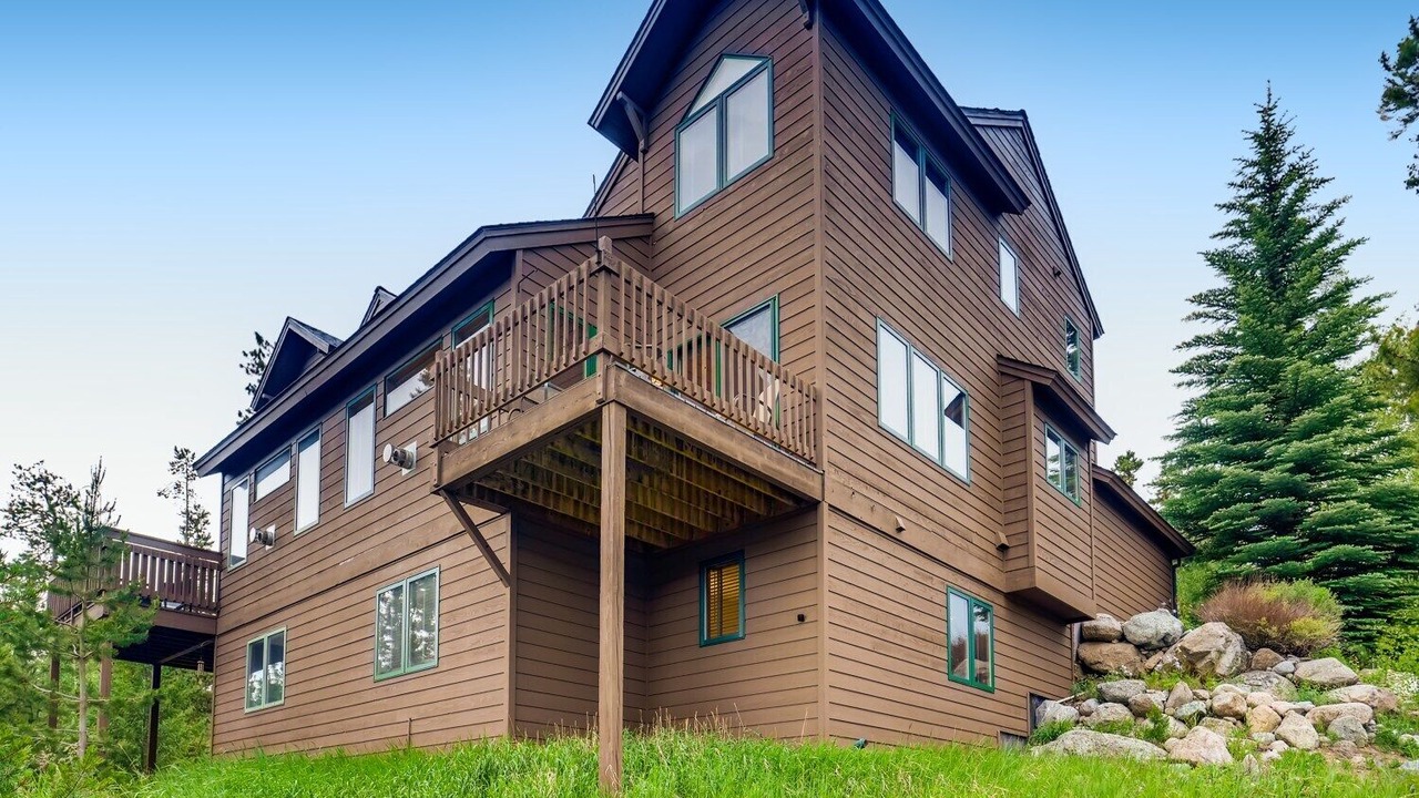 Photo of Outdoor in Three Peaks