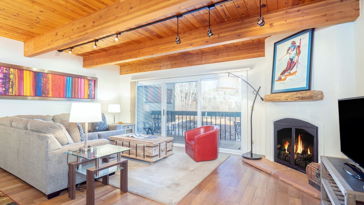 Photo of Livingroom in Telluride