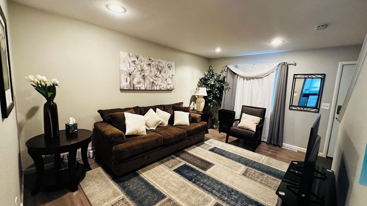 Photo of Livingroom in Jewell Heights - Hoffman Heights