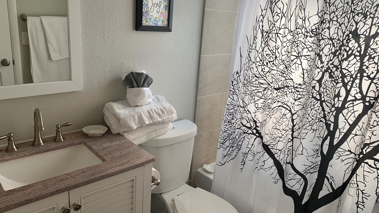 Photo of Bathroom in Jewell Heights - Hoffman Heights