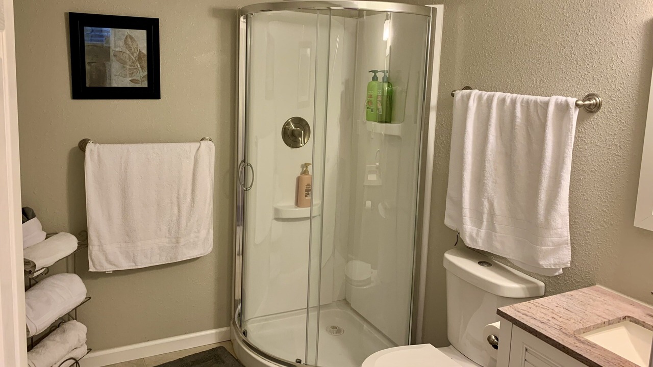 Photo of Bathroom in Jewell Heights - Hoffman Heights