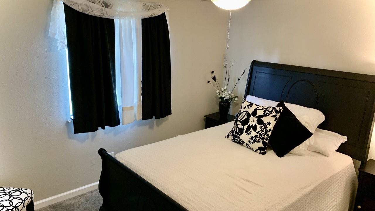 Photo of Bedroom in Jewell Heights - Hoffman Heights