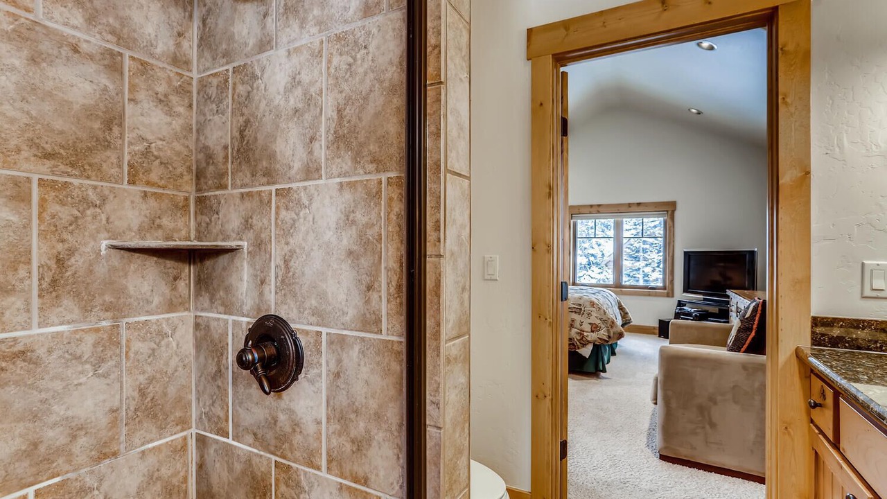 Photo of Bathroom in Quandary Village