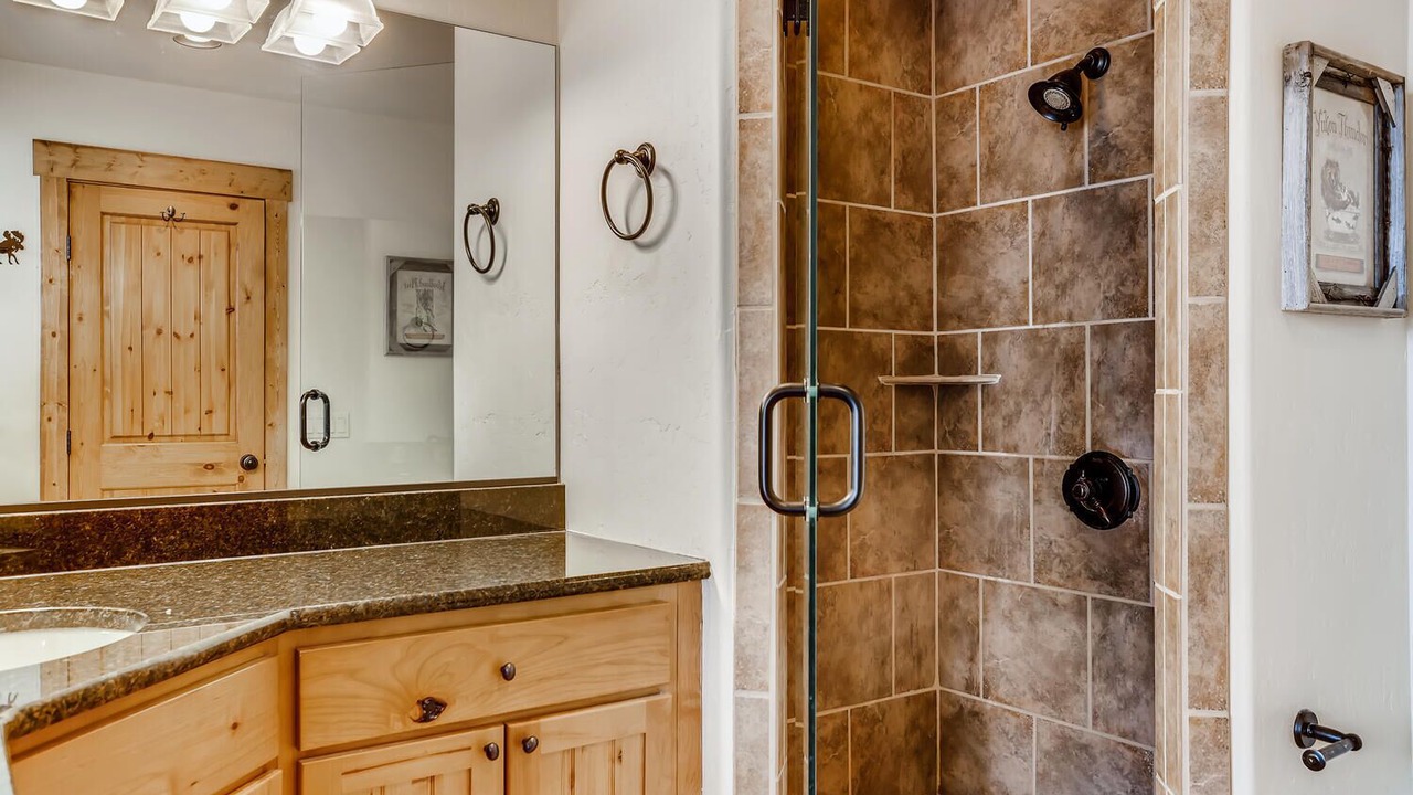 Photo of Bathroom in Quandary Village