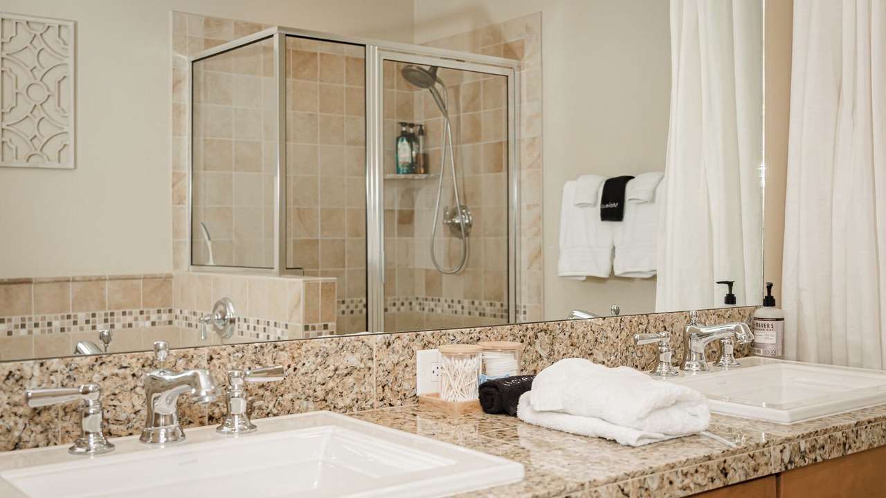 Photo of Bathroom in Silvercreek