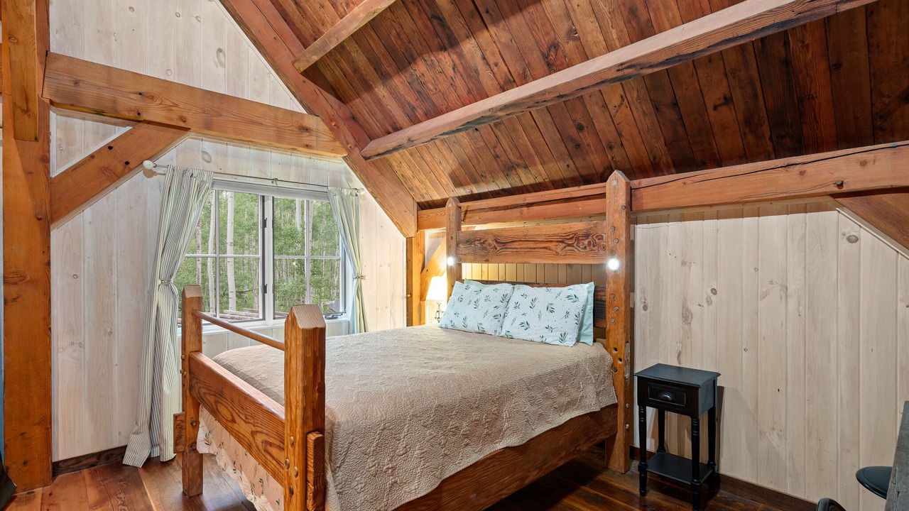 Photo of Bedroom in Carbondale