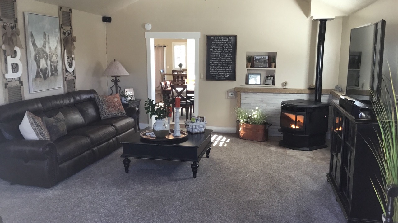 Photo of Livingroom in Cripple Creek