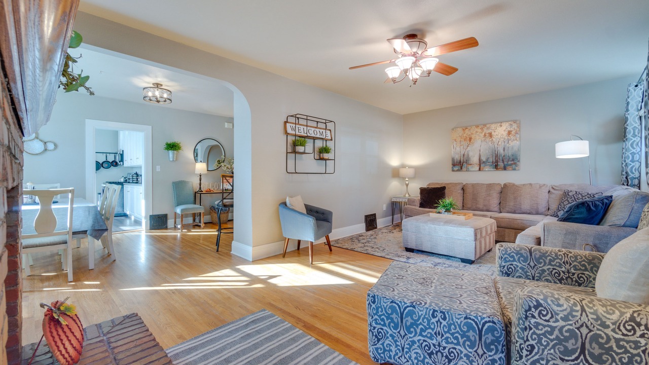 Photo of Livingroom in Windsor
