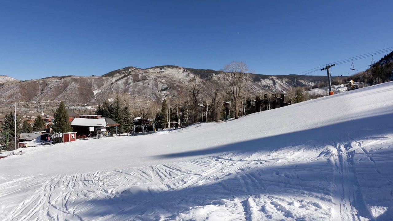 Photo of Others in Aspen