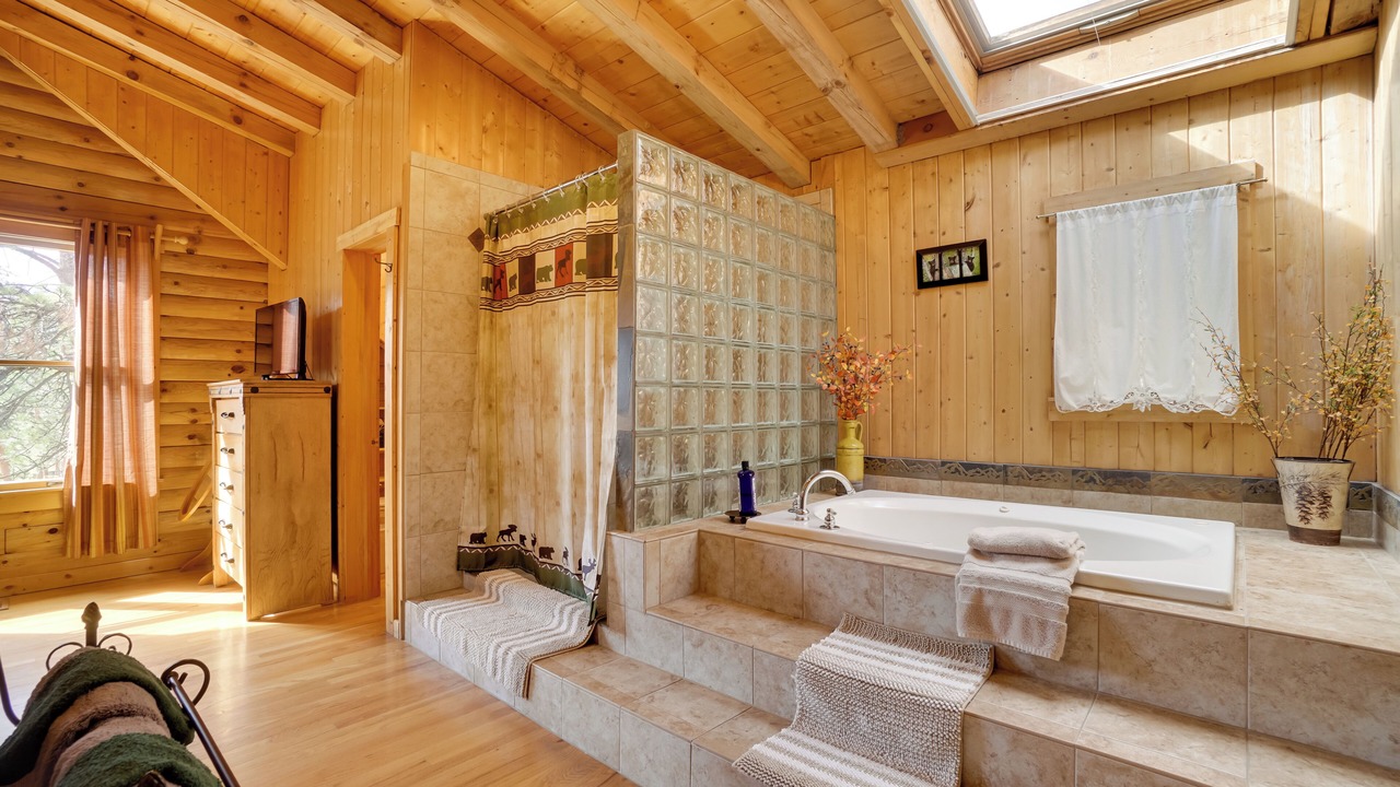 Photo of Bathroom in Carriage Hills